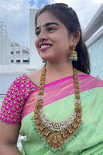 Load image into Gallery viewer, Nakshi Haram Set
