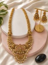 Load image into Gallery viewer, Nakshi Haram Set
