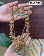 Load image into Gallery viewer, Nakshi Haram Set
