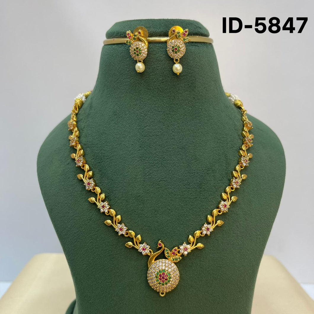 Antique Necklace Set