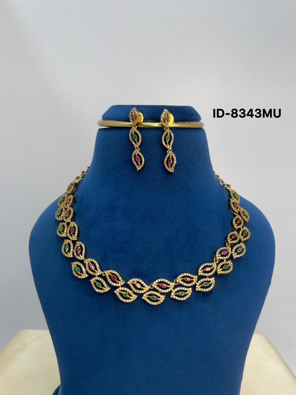 Antique Necklace Set