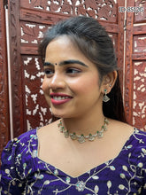 Load image into Gallery viewer, Victorian Necklace Set
