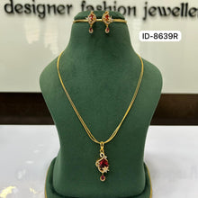 Load image into Gallery viewer, Antique Chain
