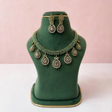 Load image into Gallery viewer, Victorian Necklace Set
