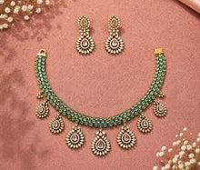 Load image into Gallery viewer, Victorian Necklace Set
