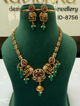 Load image into Gallery viewer, Antique Necklace Set
