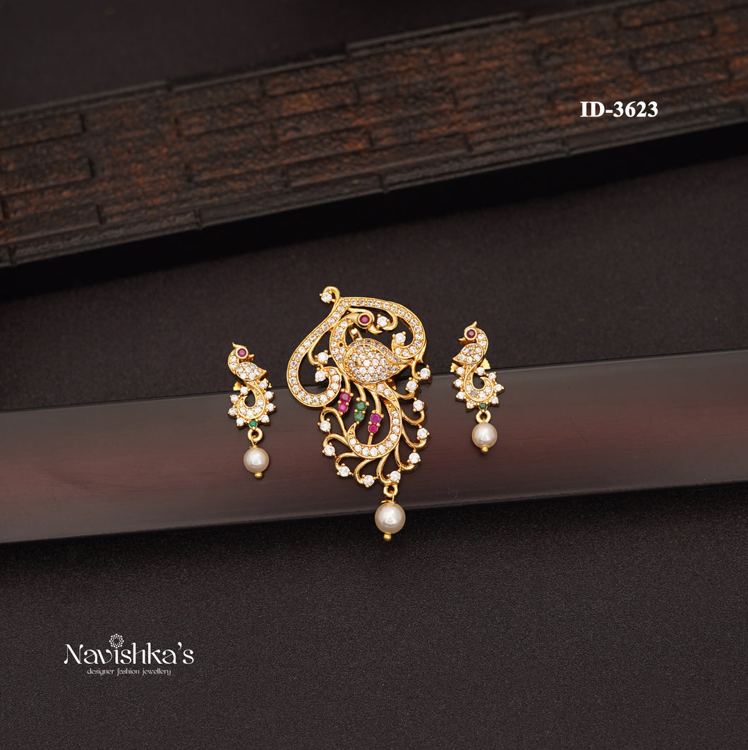 Zircon Pendant Set