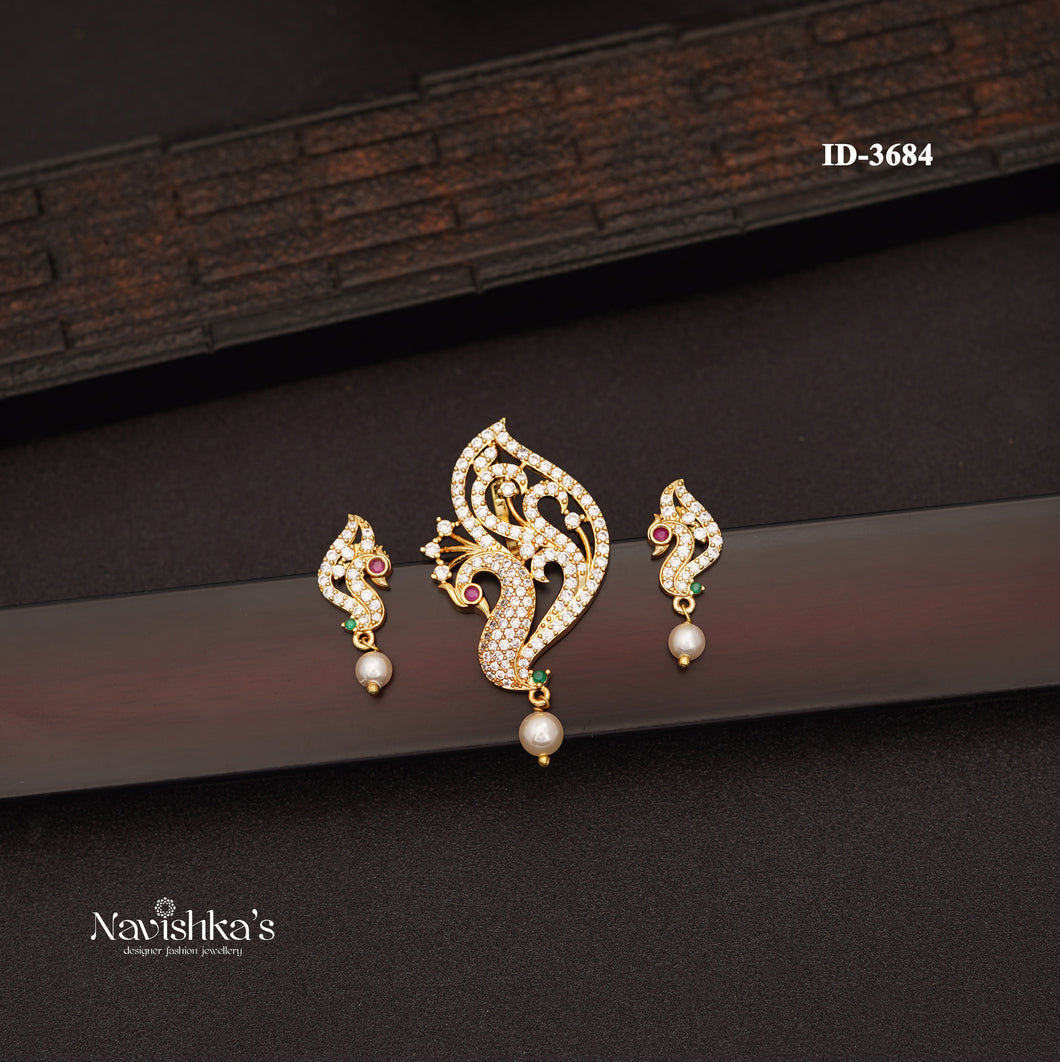Zircon Pendant Set