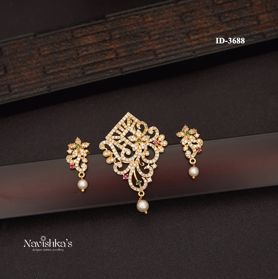 Zircon Pendant Set