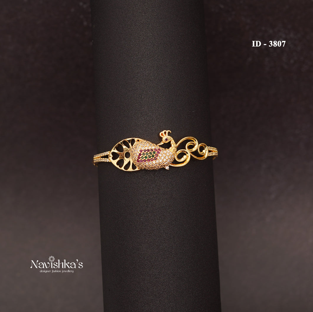 Zircon Bracelet