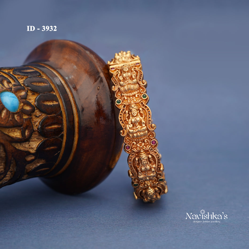 Antique Kada Bangle