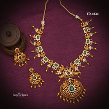 Load image into Gallery viewer, Antique Necklace
